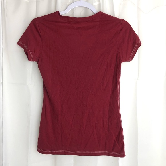 NFL Washington Redskins Women's V Neck Burgundy and Gold Tshirt Size Small - Picture 9 of 10